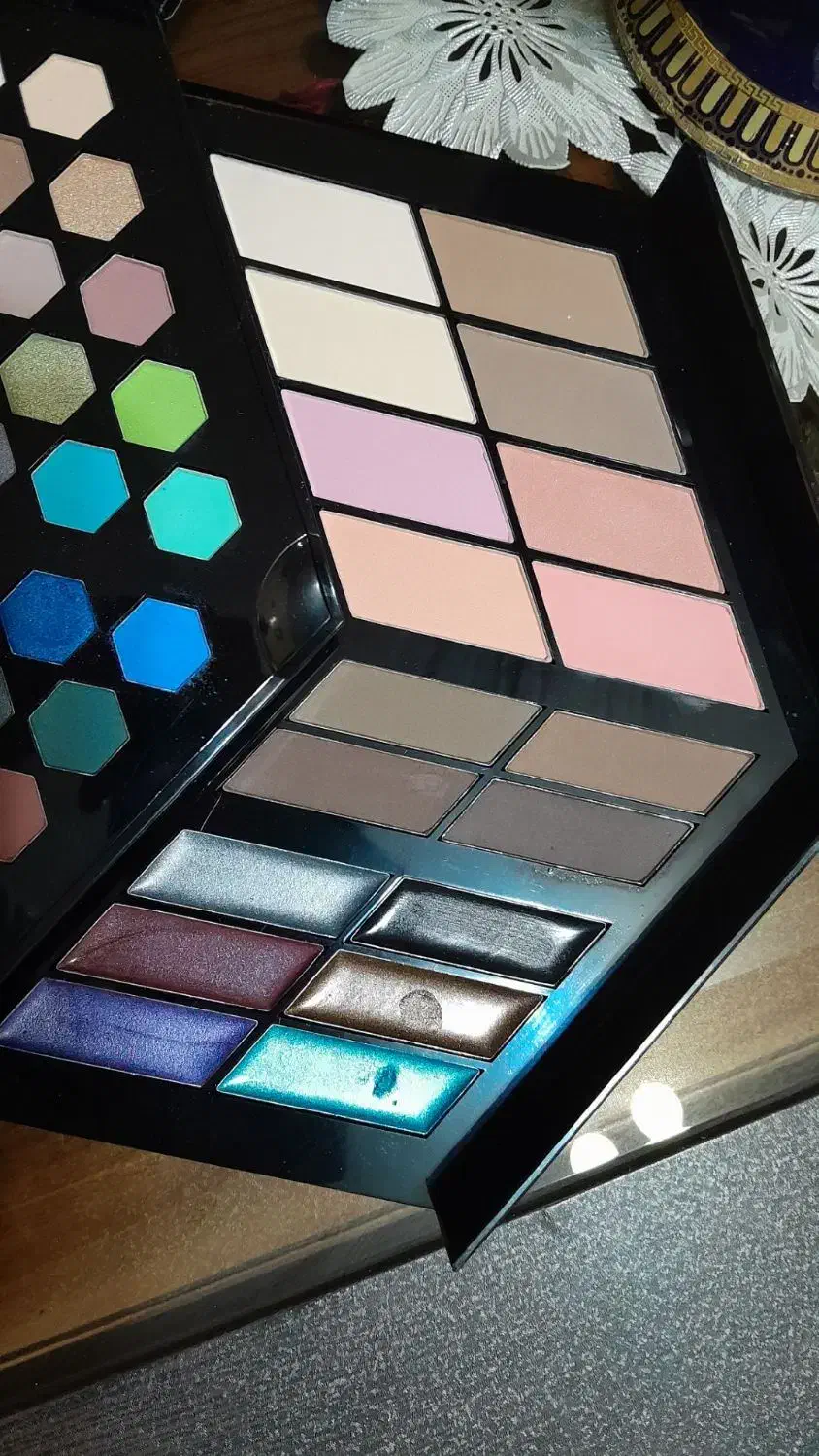 پالت سایه|آرایشی، بهداشتی، درمانی|فولادشهر, B7|دیوار