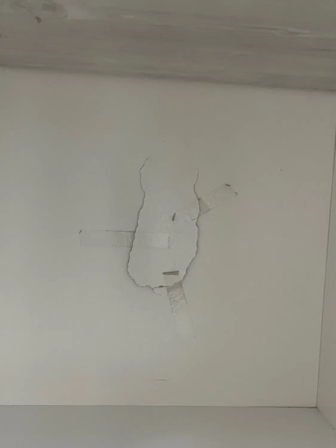 کمد لباسی|جاکفشی، کمد، دراور|شیراز, کوشک میدان|دیوار