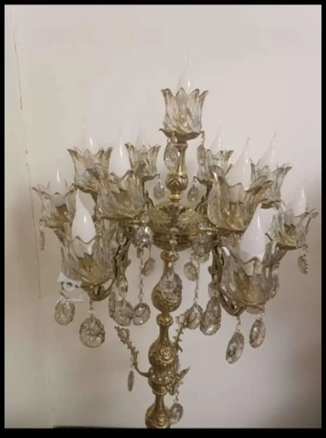 کنار سالنی. جنس برنج. 13 شاخه|لوستر و چراغ آویز|رباطکریم, رباطکریم|دیوار