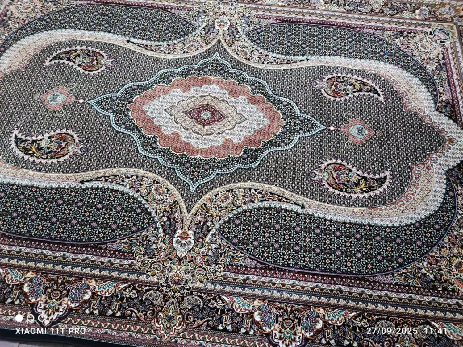 ۲ تاماشینی با کاور|فرش|خوی, |دیوار