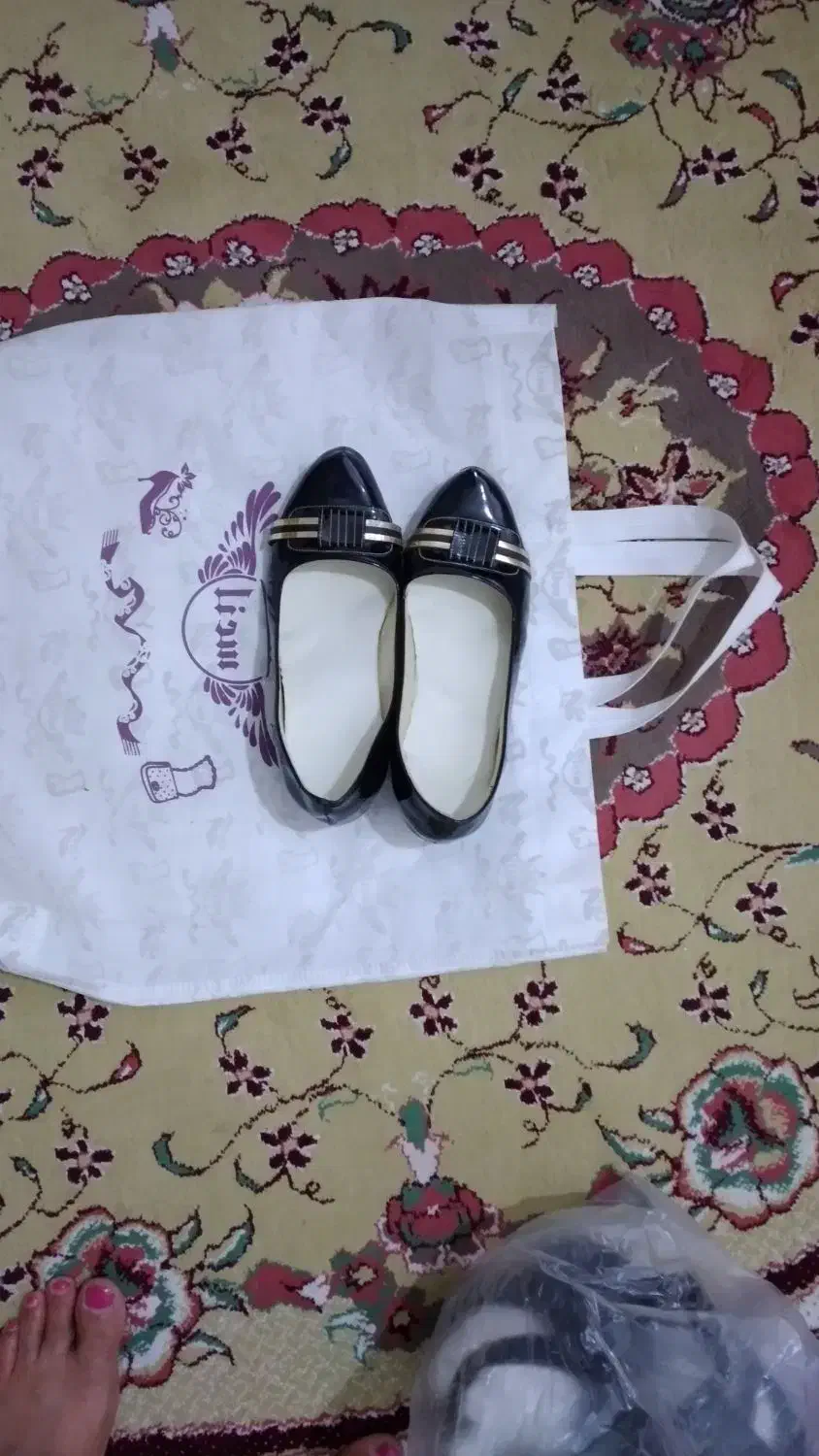 تعدادی کفش زنانه تمیز و سالم شیک|کیف، کفش، کمربند|رامهرمز, |دیوار