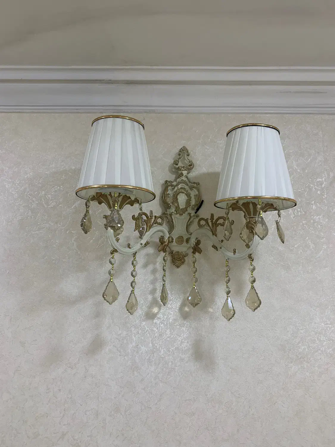 لوستر کلاسیک سه‌تایی و دیواری ست|لوستر و چراغ آویز|تهران, اقدسیه|دیوار