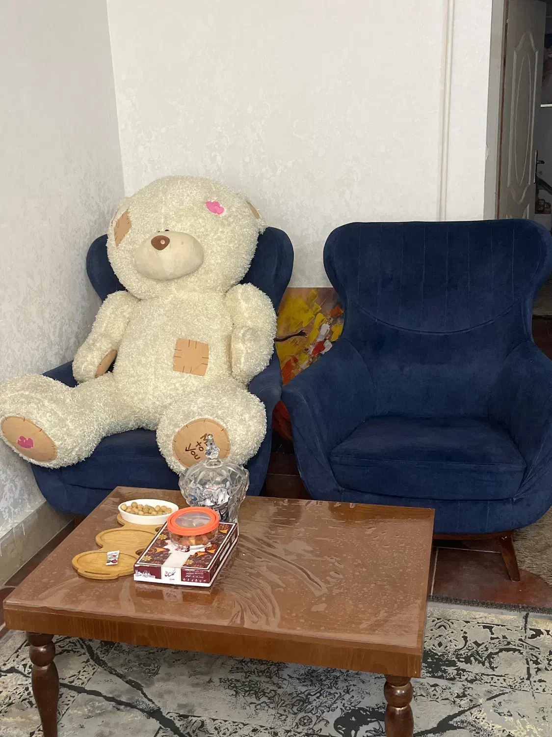 مبل ۷نفره +میز و۲عسلی|مبلمان خانگی و میز عسلی|قرچک, میرزائی جنوبی|دیوار