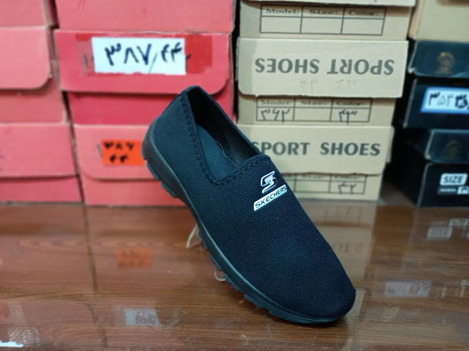 راحتی اسکیچرز فقط۲۵۰|کیف، کفش، کمربند|قزوین, |دیوار