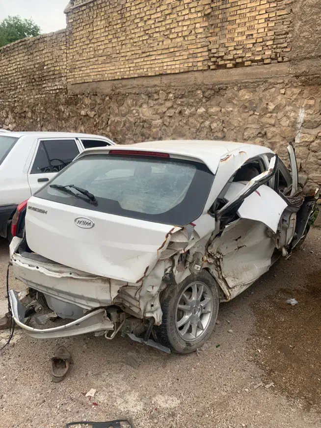 ام وی ام تصادفی|خودرو سواری و وانت|شیراز, اصلاحنژاد|دیوار