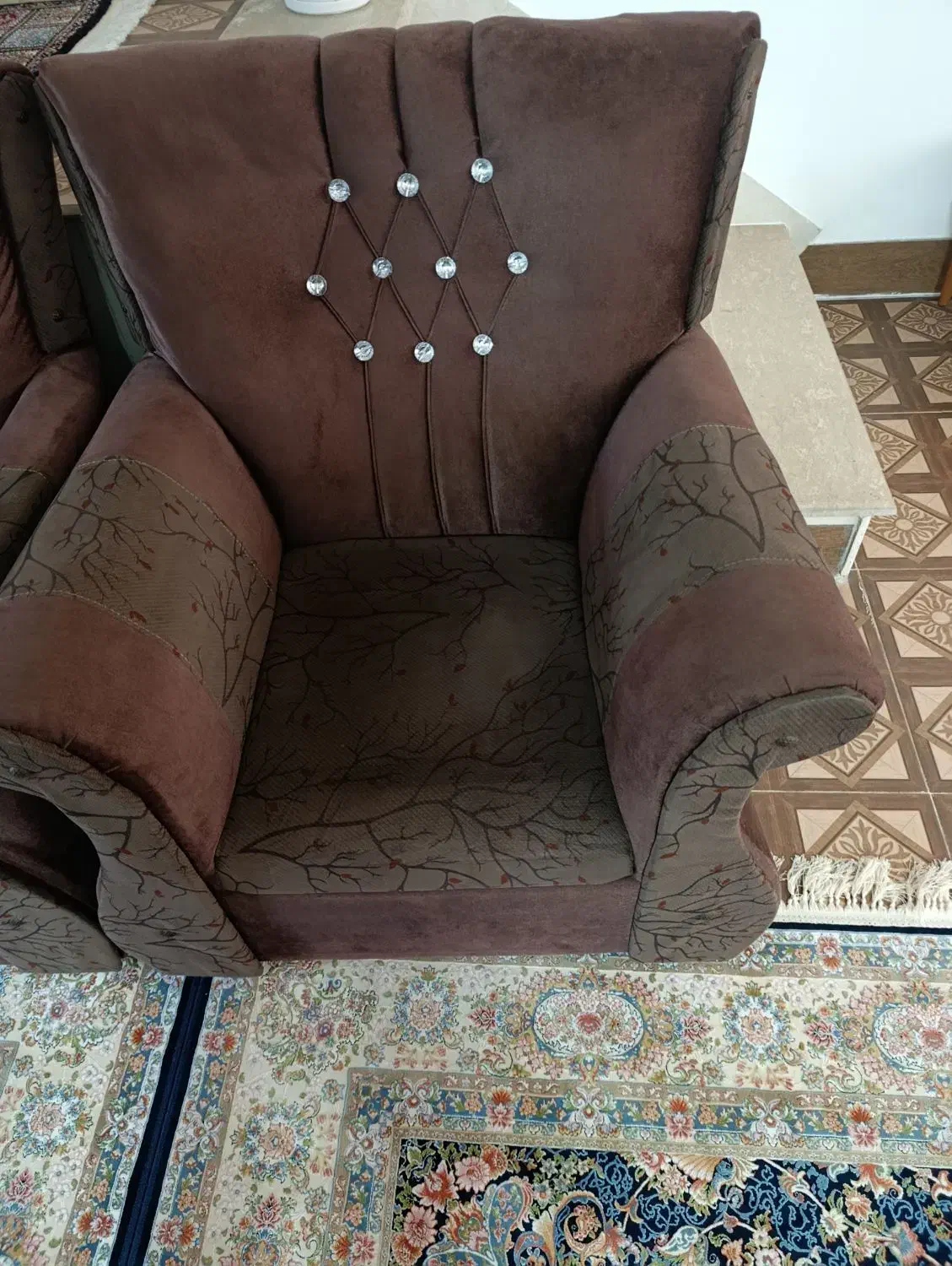 مبل هفت نفره|مبلمان خانگی و میز عسلی|چاف و چمخاله, |دیوار