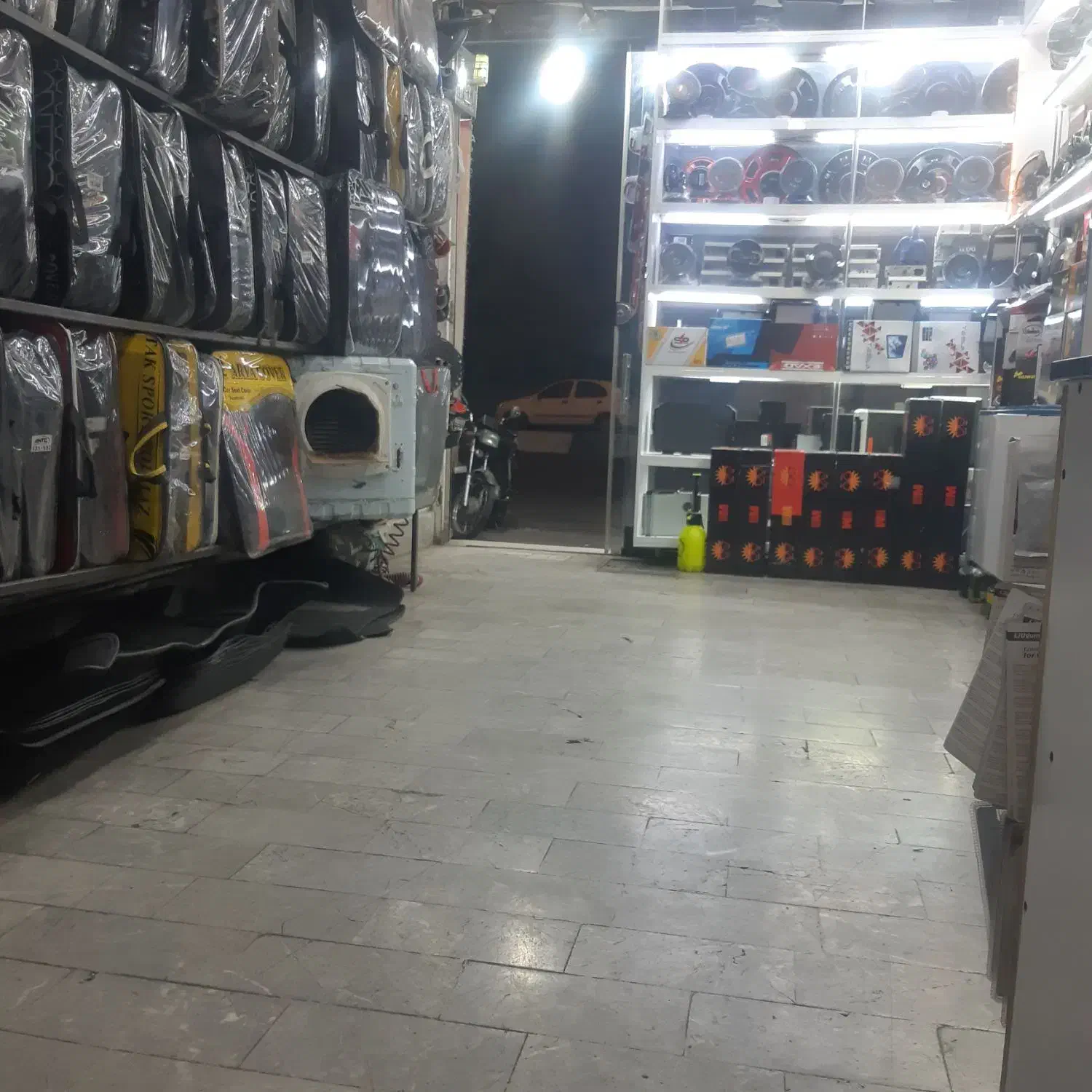 ب یک باطری ساز ماهر جهت درصدی کار نیازمندیم|استخدام صنعتی، فنی، مهندسی|تهران, نارمک|دیوار