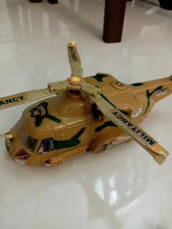 هلی کوپتر|اسباببازی بچه|همدان, |دیوار