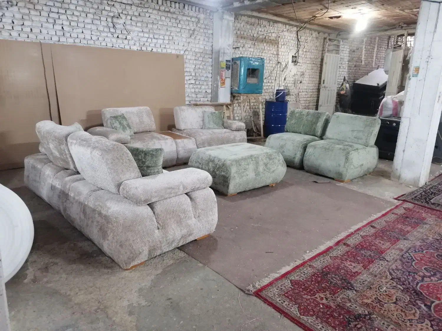 ب یه نجاره نمیه وارد و خیاط نیازمندیم|استخدام صنعتی، فنی، مهندسی|چهاردانگه (تهران), |دیوار