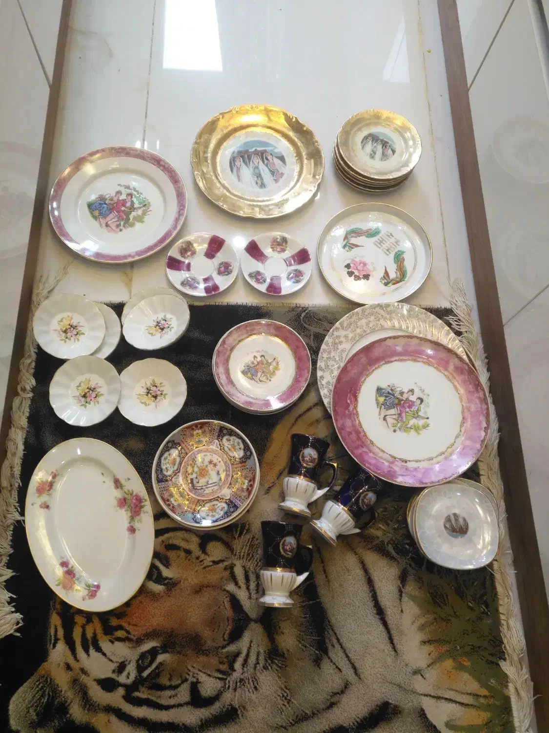 ظروف آنتیک|کلکسیون اشیاء عتیقه|تهران, سلسبیل شمالی|دیوار