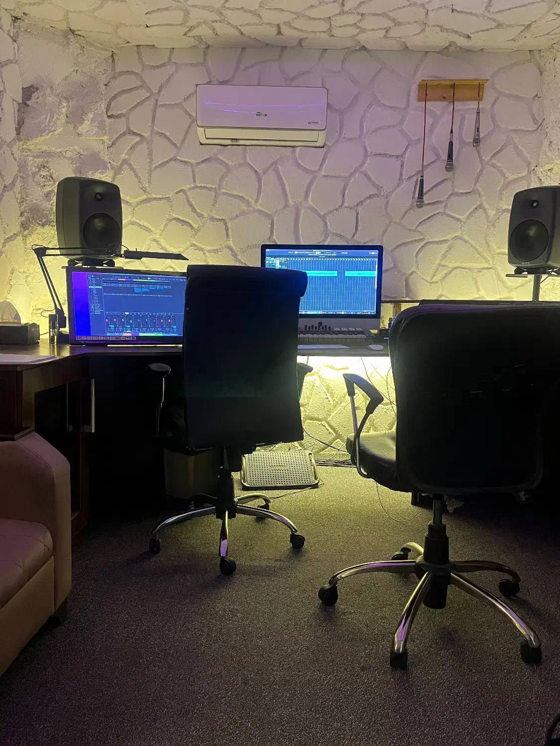 منشی مدیرعامل|استخدام اداری و مدیریت|تهران, امانیه|دیوار