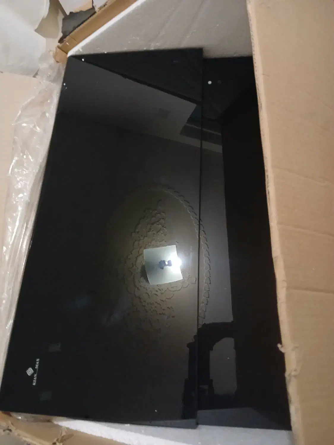 هود پلم شیشه ای|هود|شیراز, تندگویان|دیوار