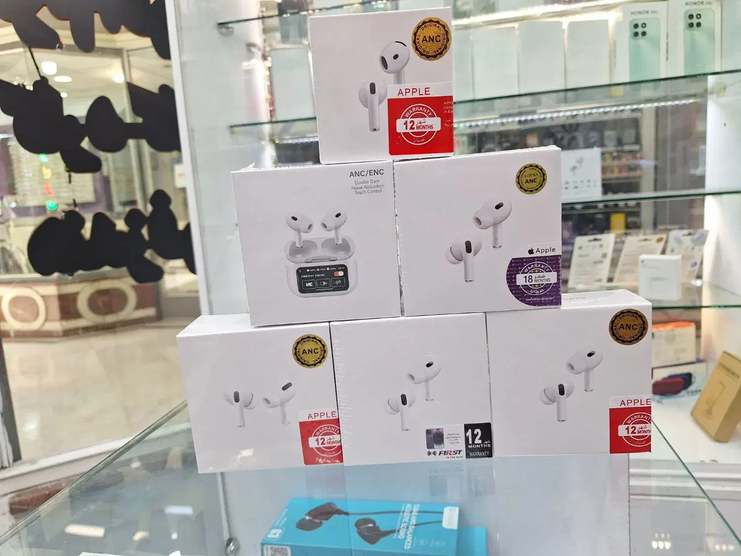 ایرپاد پرو 2  4  نویز کنسلینگ|لوازم جانبی موبایل و تبلت|مشهد, بهشت|دیوار