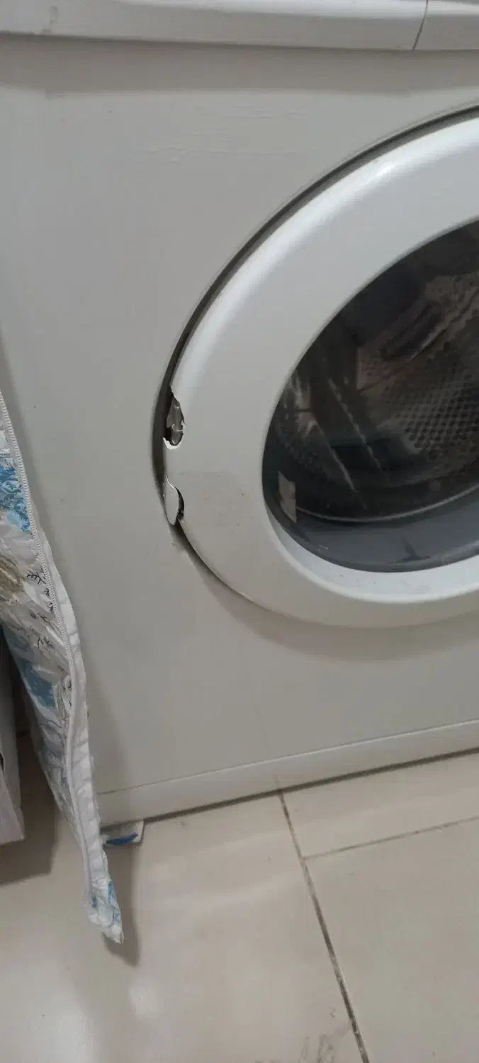لباسشویی ۵ کیلویی ابسال|ماشین لباسشویی و خشک‌کن لباس|پرند, فاز ۶|دیوار