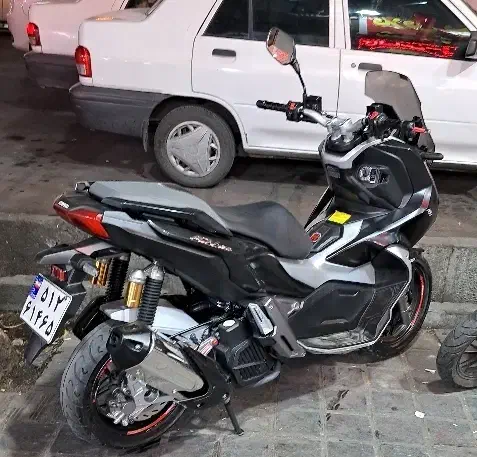 adv 150|موتورسیکلت|تهران, هاشمی|دیوار