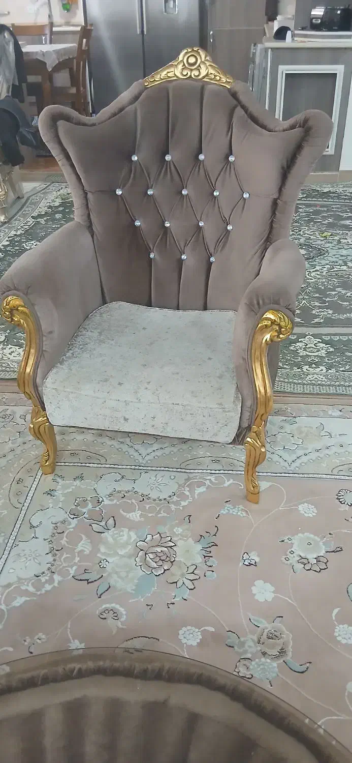 مبلمان ۷ نفره|مبلمان خانگی و میز عسلی|هشتگرد, شهرک بعثت|دیوار