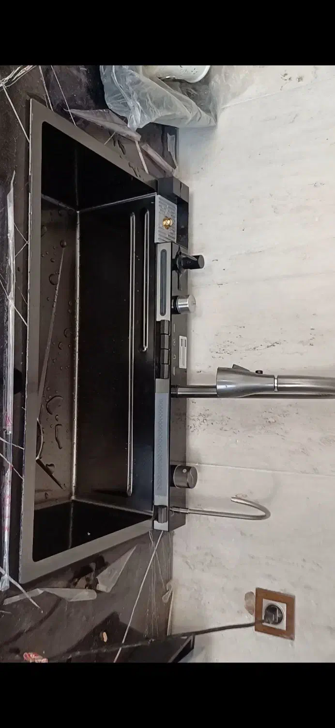 استخدام شاگرد لوله کشی(تاسیسات)|استخدام معماری، عمران و ساختمانی|یزد, |دیوار