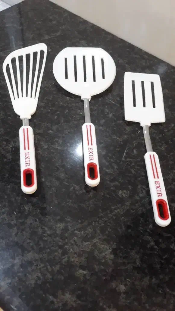 کفگیر|ظروف پخت‌وپز|مینودشت, |دیوار