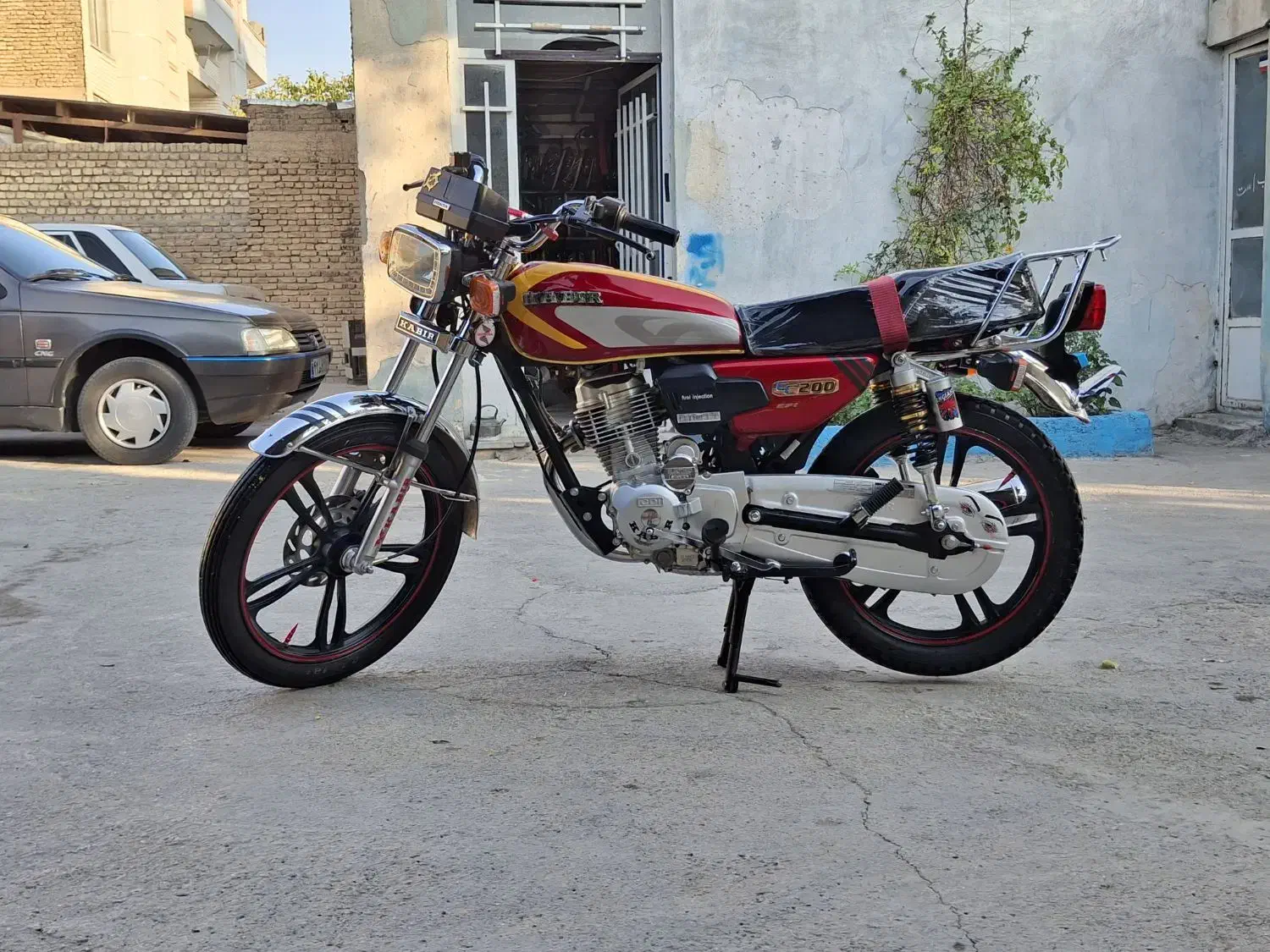 موتور ۲۰۰ کبیر|موتورسیکلت|شهرکرد, |دیوار