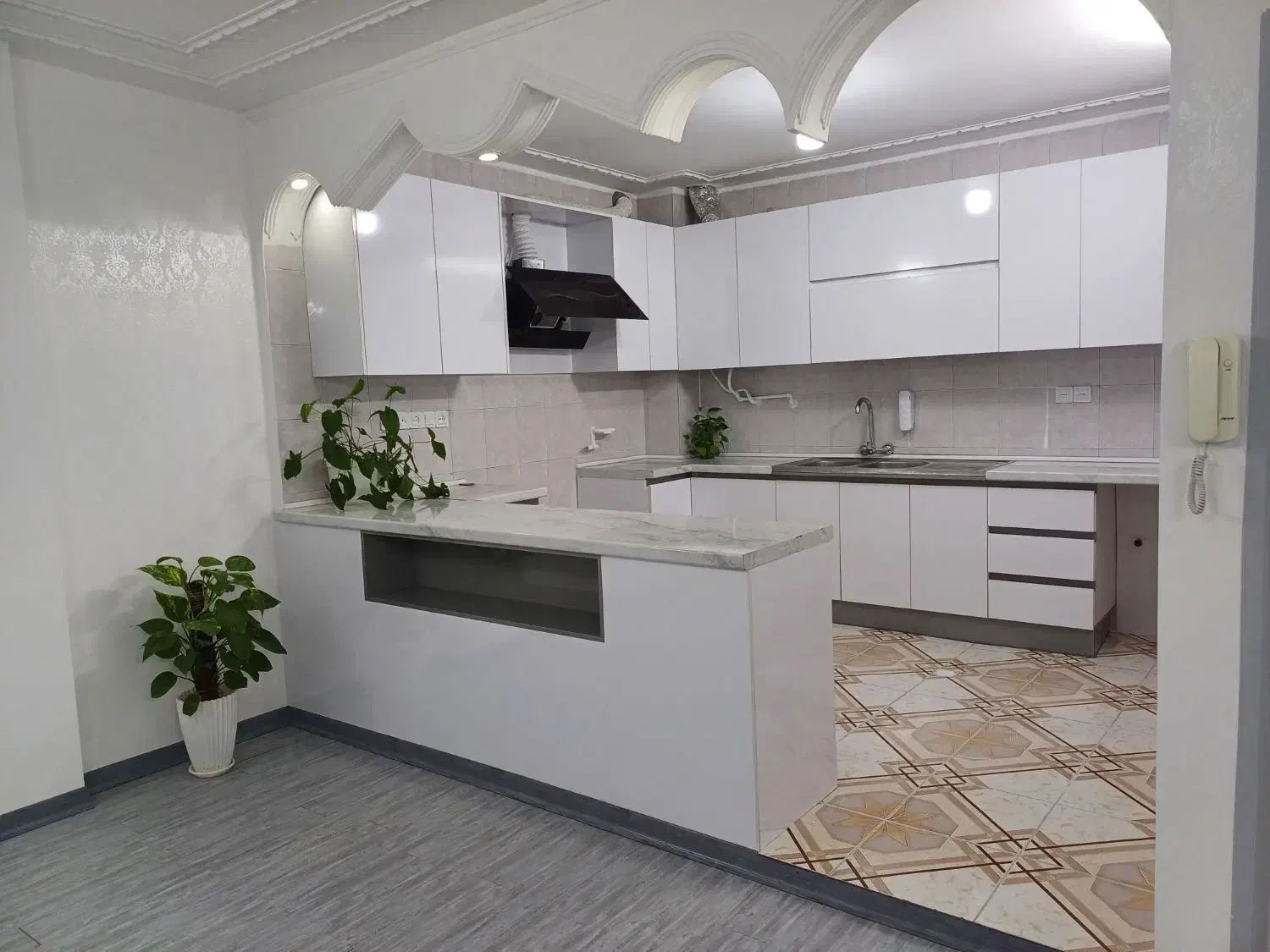 اپارتمان ۷۰متری خوش نقشه بر فیاض جنوبی شیک|فروش آپارتمان|خمینی‌شهر, |دیوار