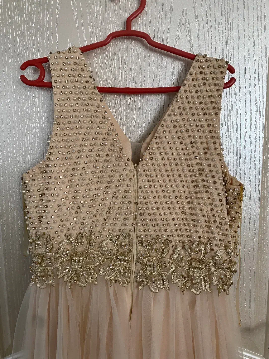 پیراهن مجلسی|لباس|مراغه, |دیوار