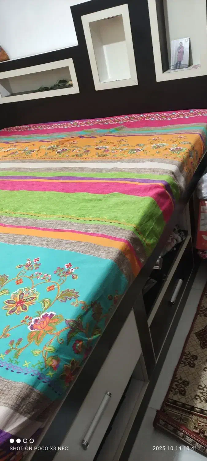 تخت خواب دو نفره|تخت و سرویس خواب|قدس, شهرقدس|دیوار