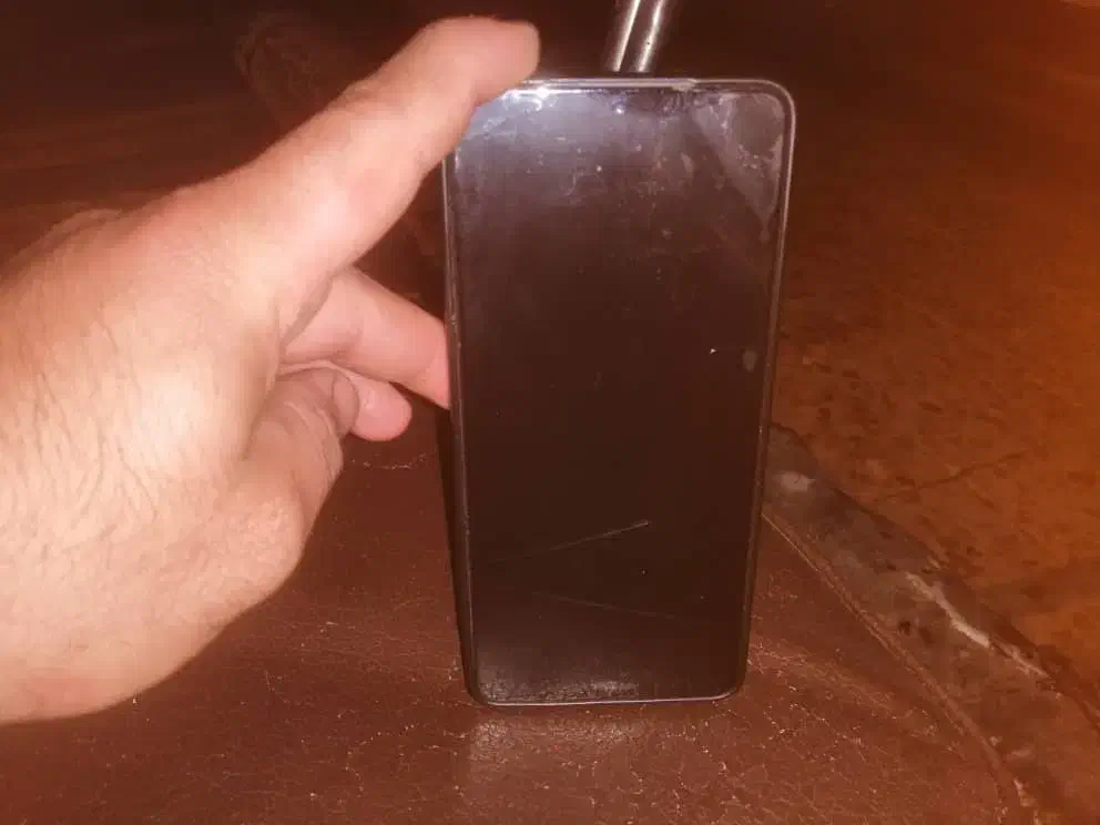 x6pro نو نو|موبایل|شیراز, کوشک میدان|دیوار