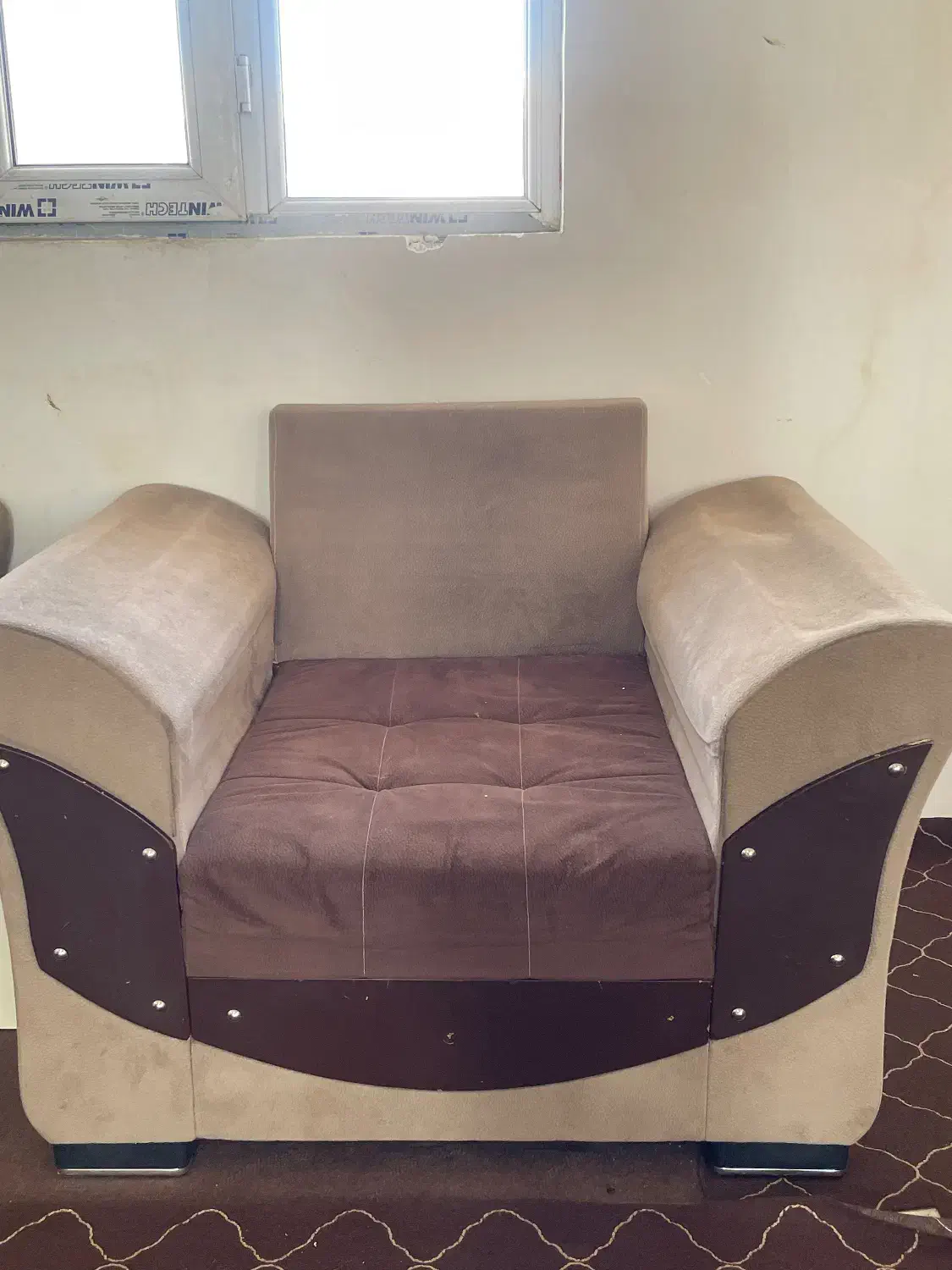 مبل|مبلمان خانگی و میز عسلی|شوط, |دیوار