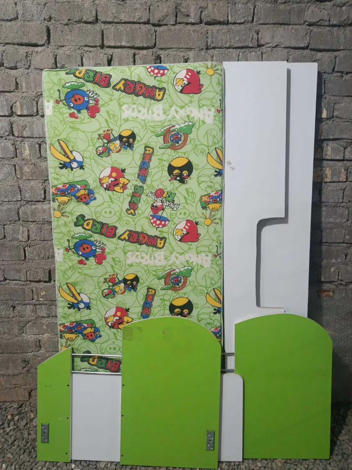 تخت|تخت و سرویس خواب|قنوات, |دیوار