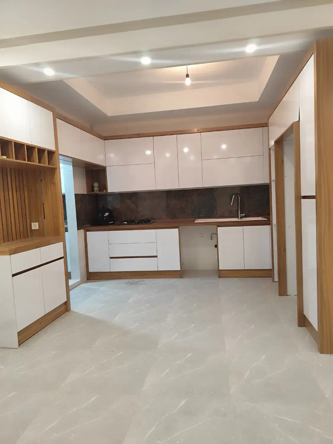 ۱۳۰متر/دو خواب/فول امکانات/خیابان سام|فروش آپارتمان|رشت, چمارسرا|دیوار