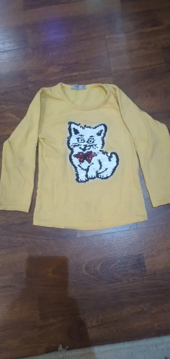 لباس بچگانه مجلسی و پاییزه در حد نو و تمیز ومرتب|لباس|ارومیه, |دیوار