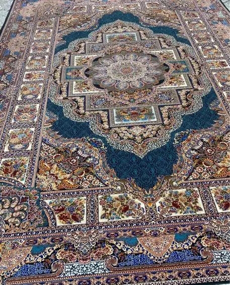 ۴ عدد فرش دست دو|فرش|بیرجند, |دیوار