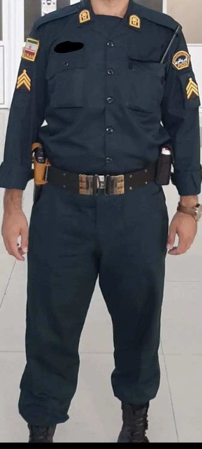 لباس نظامی|لباس|خرمآباد, |دیوار