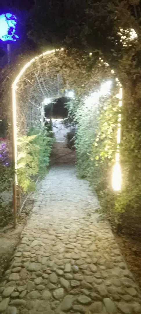 سفرخانه باغ ملک|خدمات پذیرایی، مراسم|ورامین, ریحان آباد|دیوار