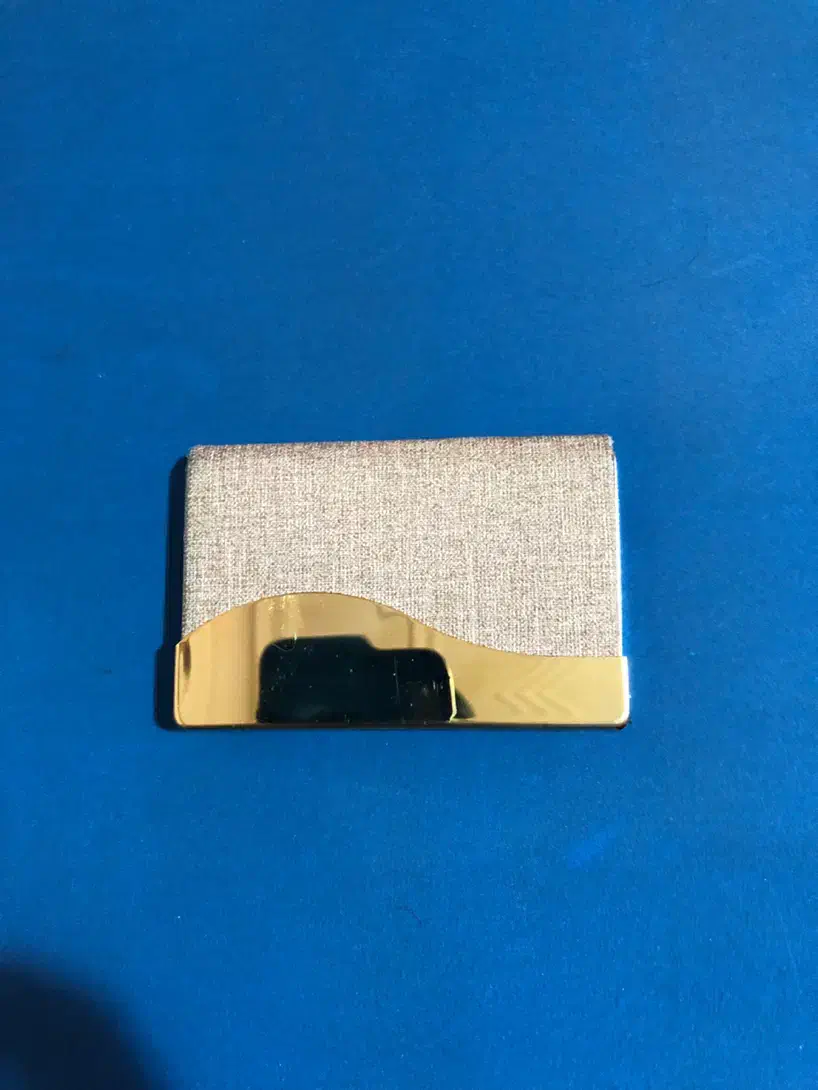 کیف پول|کیف، کفش، کمربند|رشت, فلسطین|دیوار