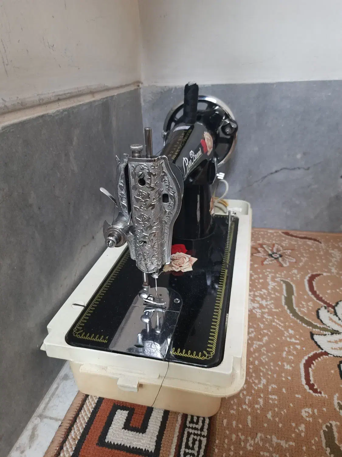 چرخ خیاطی دوگل|چرخ خیاطی و ریسندگی|قم, شهرک مهدیه (مدرس)|دیوار