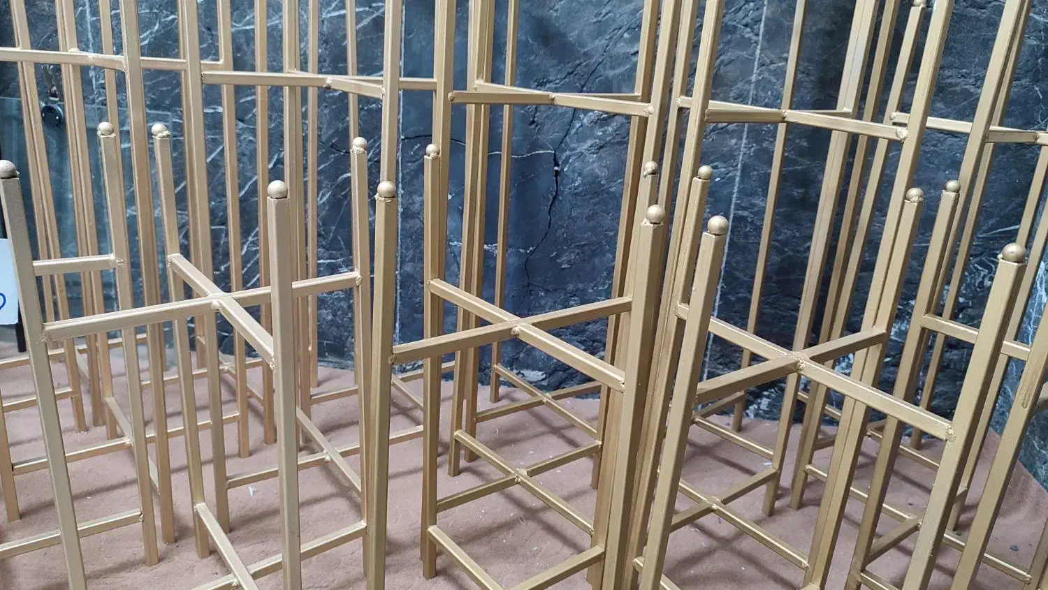 انواع استند گل|گل و گیاه طبیعی|بیرجند, |دیوار