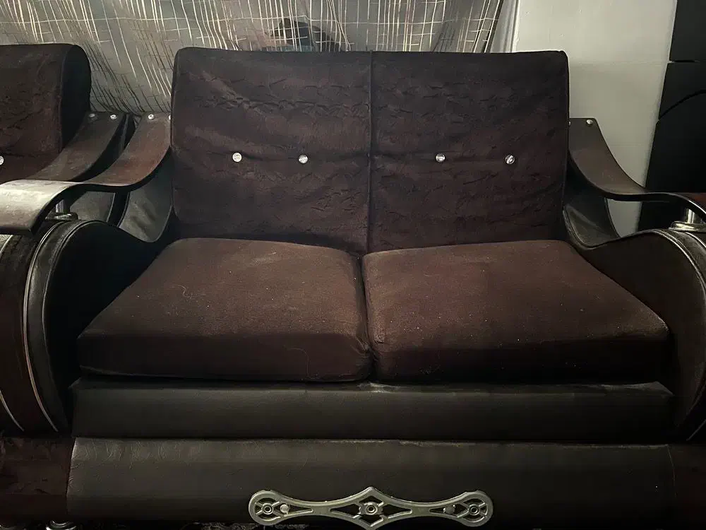 مبل راحتی|مبلمان خانگی و میز عسلی|تربتحیدریه, سرمحله|دیوار