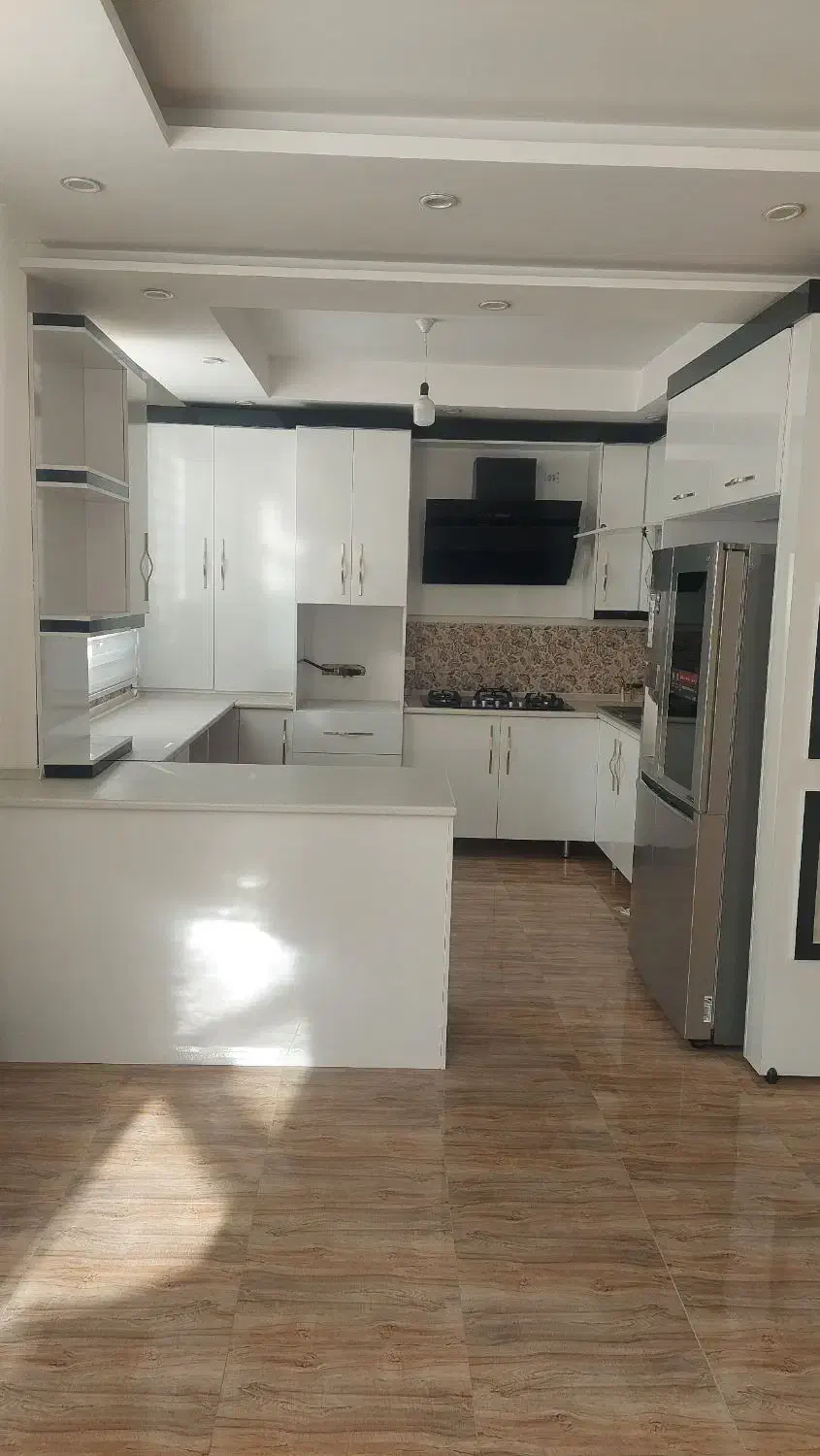 رهن کامل طبقه همکف راه جدا شهرک نسیم پنج|اجارهٔ آپارتمان|شاهین‌شهر, نسیم ۵|دیوار