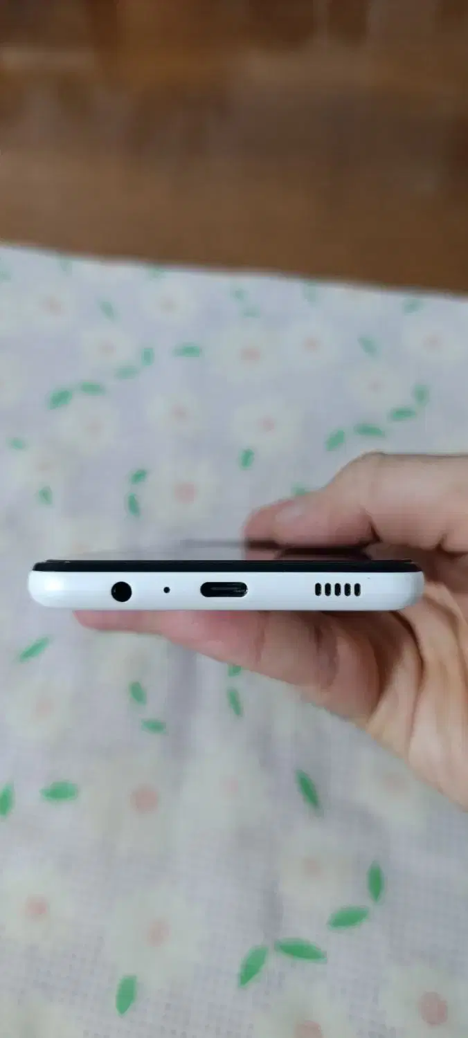 Samsung Galaxy A12|موبایل|قم, هفت تیر|دیوار