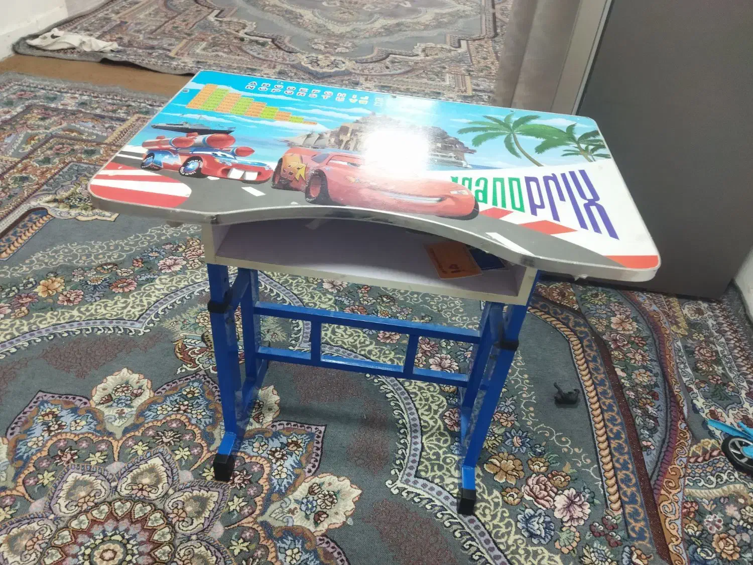 میزتحریربدون صندلی درحدنو|میز تحریر و کامپیوتر|بندر ماهشهر, |دیوار