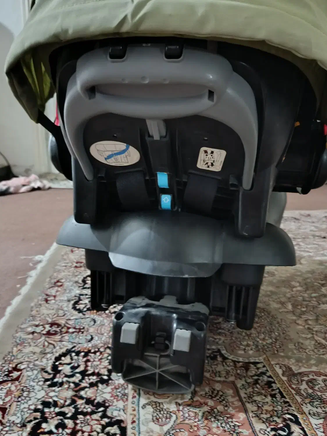 صندلی ماشین برای کودک|تخت و صندلی بچه|همدان, |دیوار