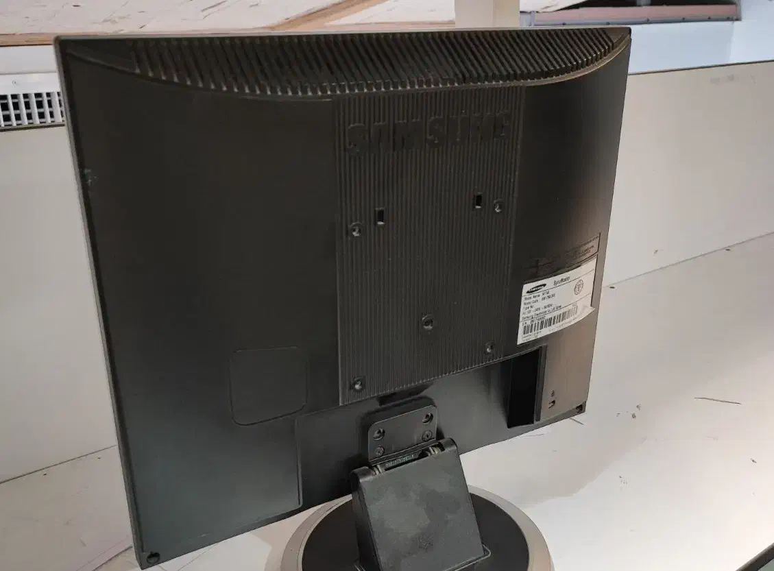 سیستم کامل قیمت مناسب|رایانه رومیزی|قم, شاه احمد قاسم|دیوار