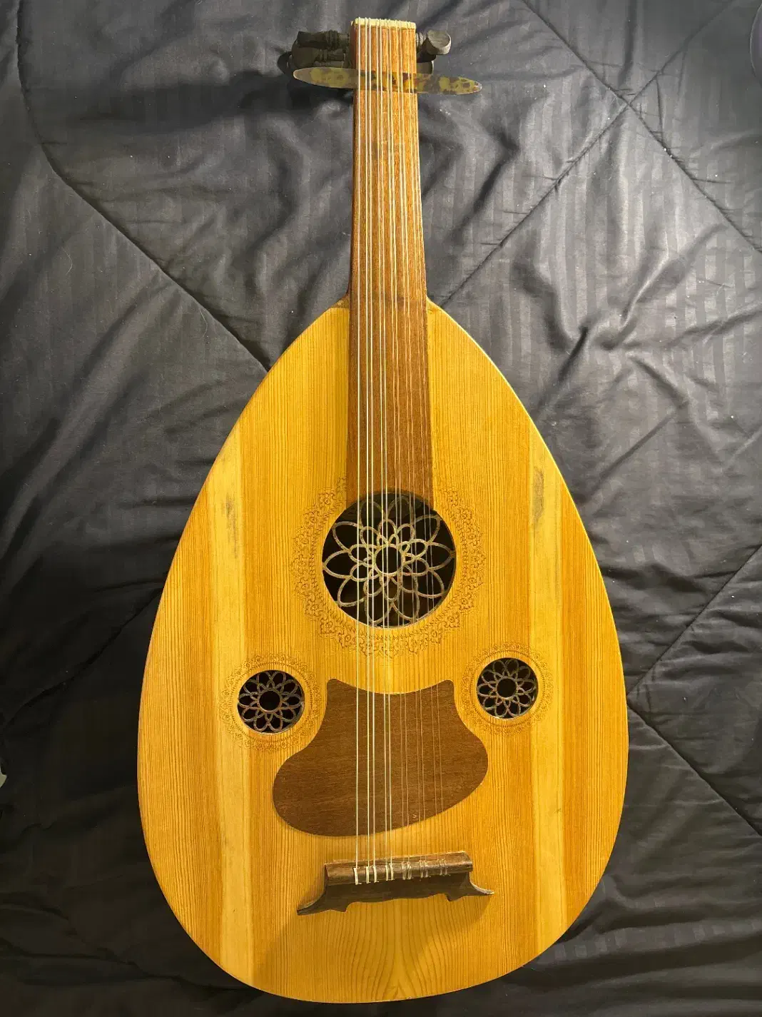 عود نریمان ( ایرانی )|سازهای سنتی|تهران, پرواز|دیوار