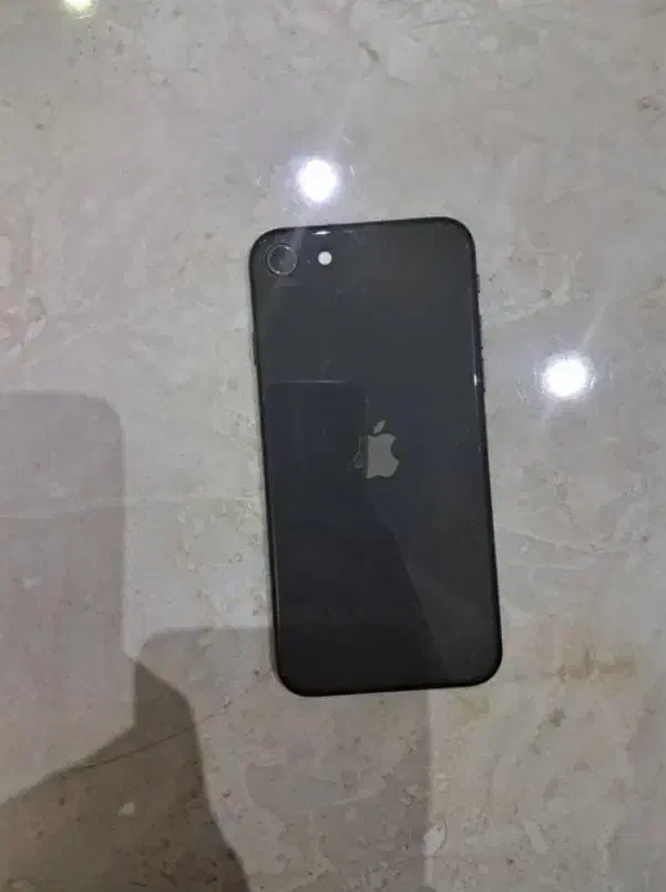 iPhone SE 2020|موبایل|تهران, آسمان|دیوار