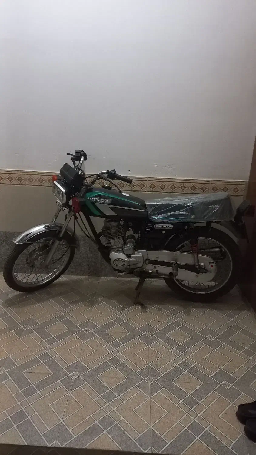 موتور‌۲۰۰‌مدل۹۳|موتورسیکلت|کبودرآهنگ, |دیوار