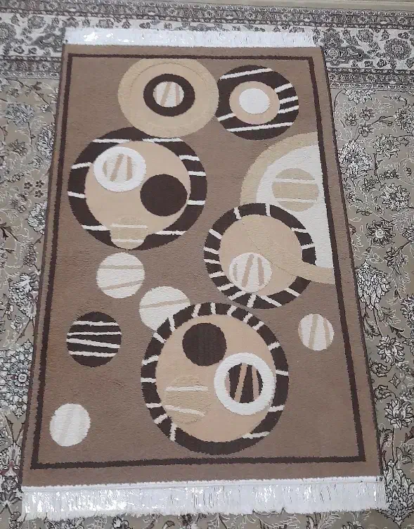 قالیچه در حد نو|فرش|نیشابور, شهرک بهداری|دیوار