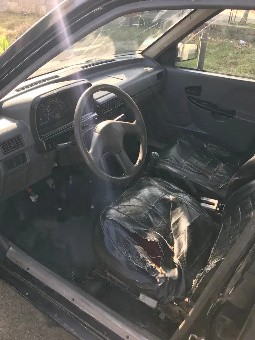 پراید۸۳شاسی پلمپ بدون ترک جوش|خودرو سواری و وانت|اسالم, |دیوار