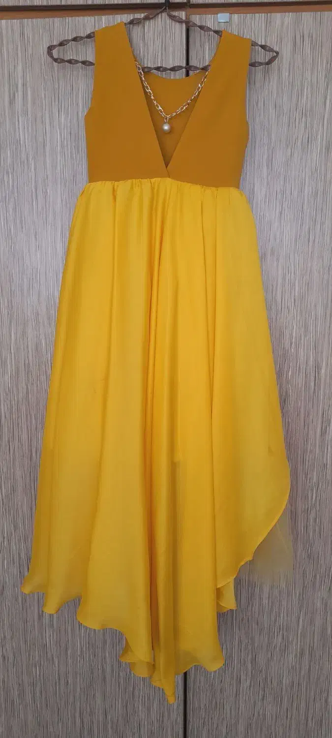 لباس و کفش مجلسی(فقط یک بار پوشیده شده)|لباس|پیر بکران, |دیوار