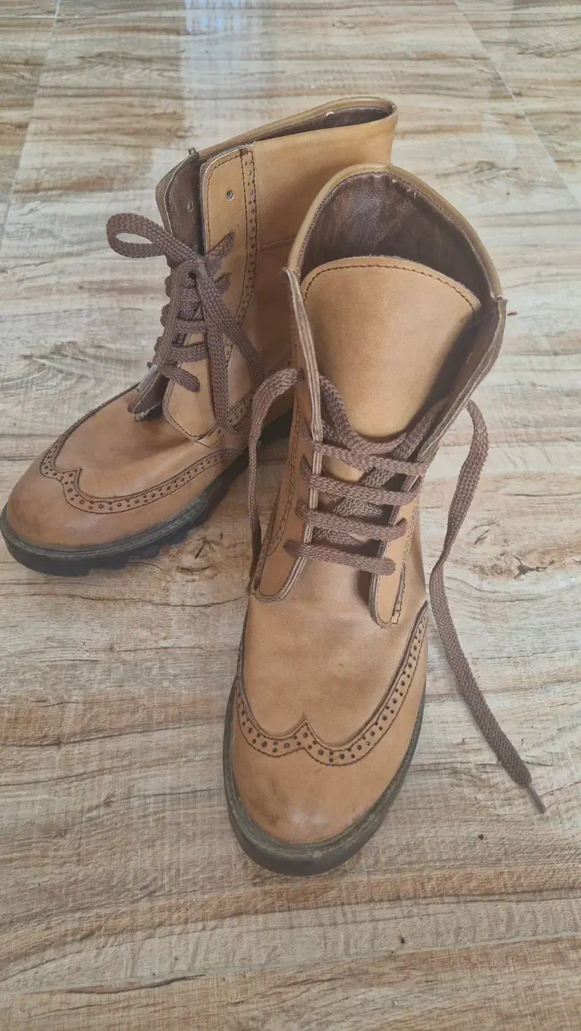 نیم بوت چرم ۳۸|کیف، کفش، کمربند|پردیس, فاز ۳|دیوار